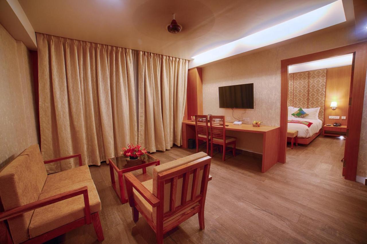 דיגה Abhyagama Hotel מראה חיצוני תמונה
