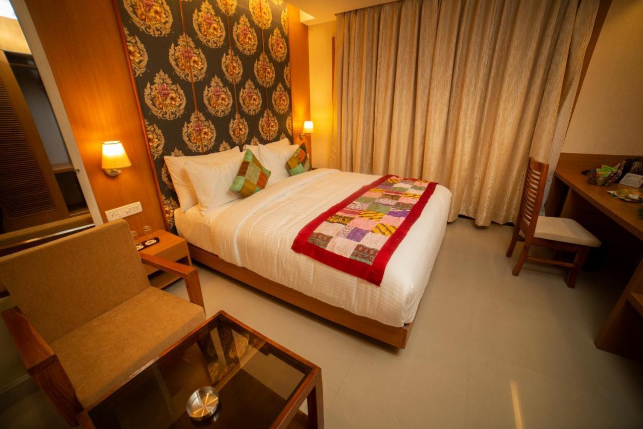 דיגה Abhyagama Hotel מראה חיצוני תמונה