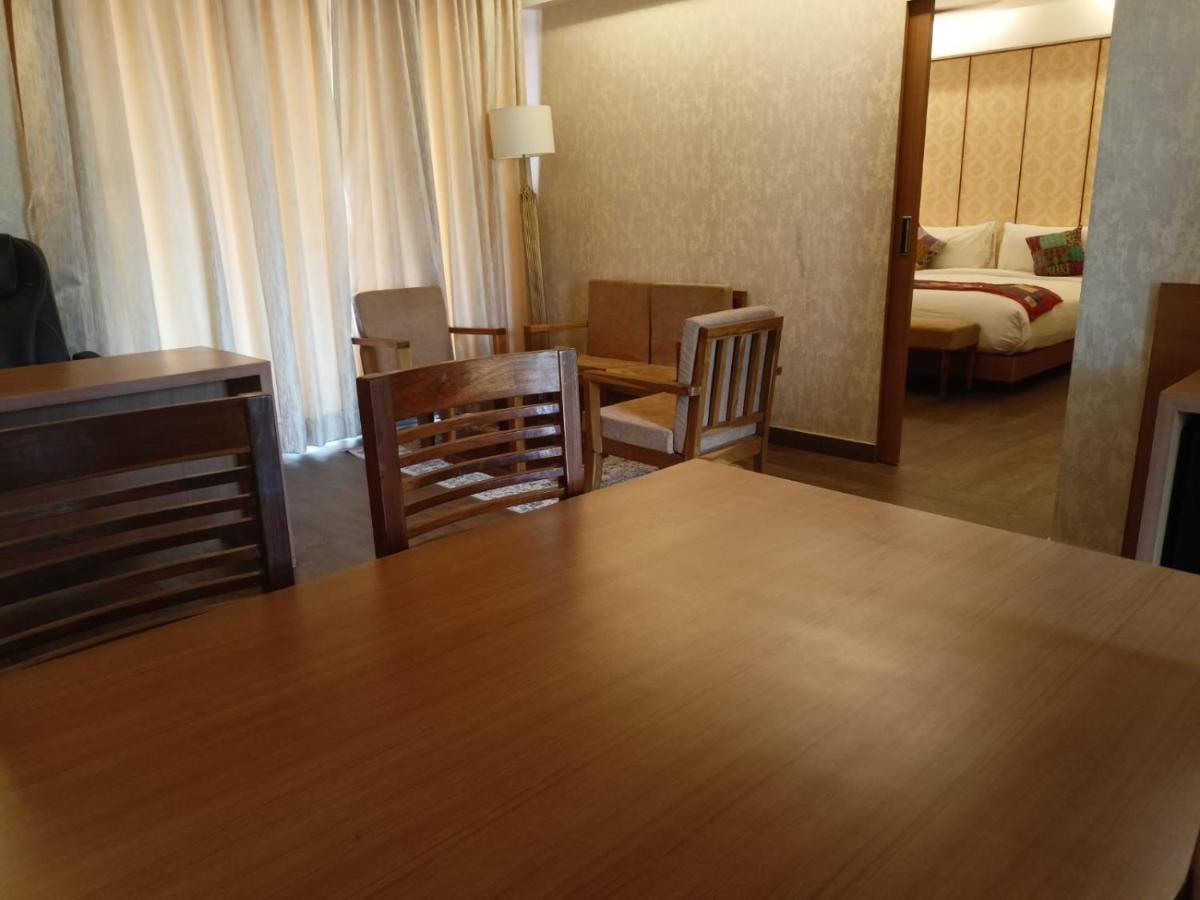 דיגה Abhyagama Hotel מראה חיצוני תמונה