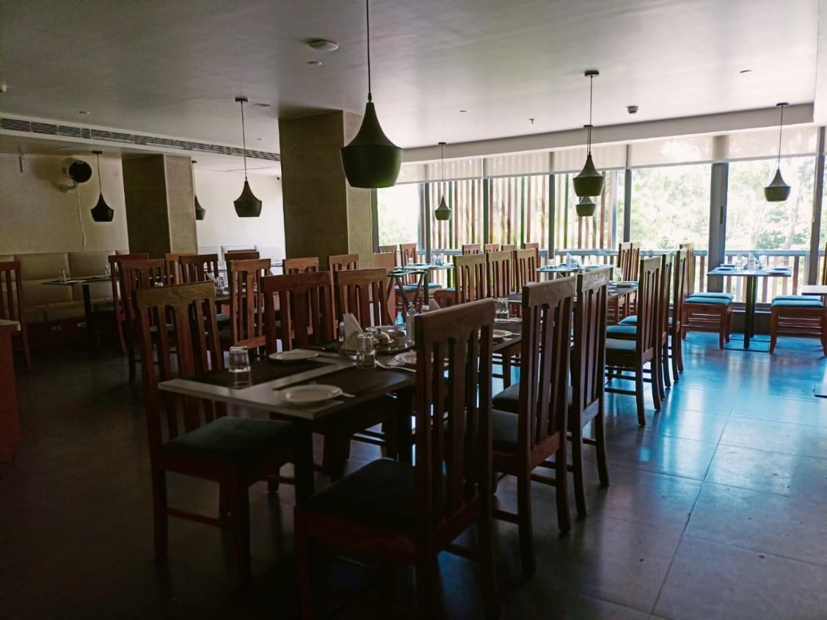 דיגה Abhyagama Hotel מראה חיצוני תמונה